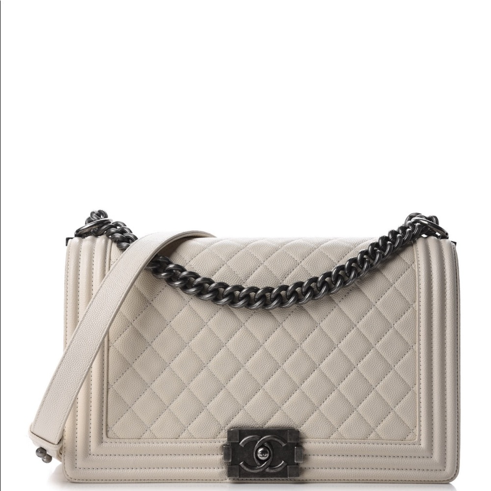 Chanel Medium Boy Bag 2017 Preowned
